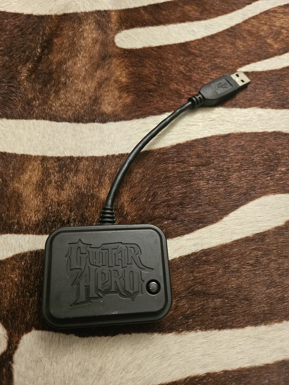 PlayStation 3 Guitar Hero 95451.806 Wireless Receiver Dongle (Red Octane) PS3